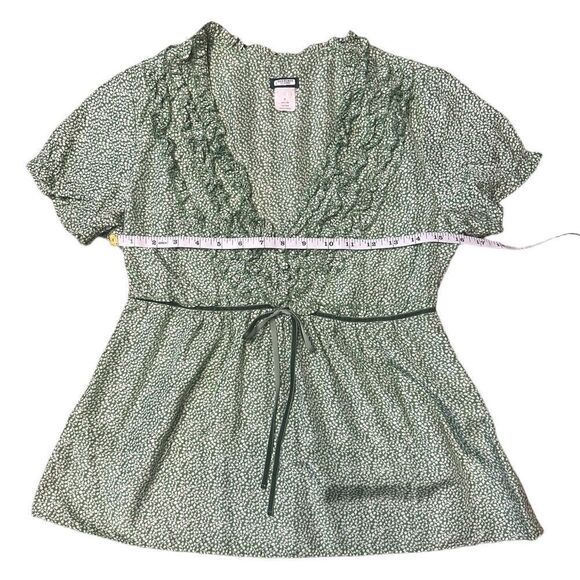 J. Crew Green Ruffle Baby Doll 100% Silk Y2K Top Size 4 - Picture 12 of 15